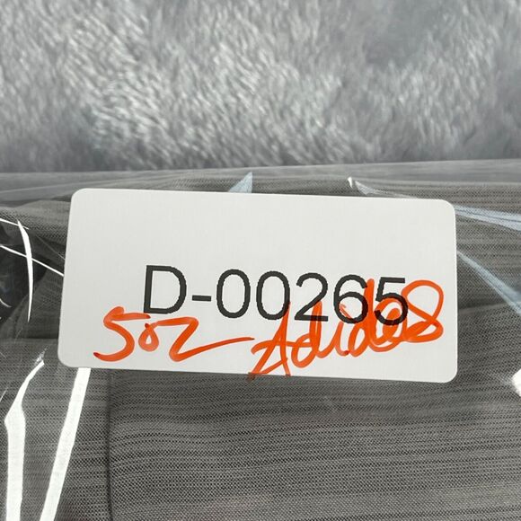 Adidas Shorts Women 2XL Heather Gray Three Stripe Woven Pacer Gym Running GT1185 - Picture 12 of 12